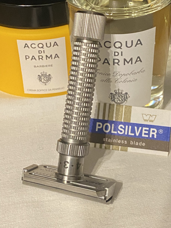 AFA7CD8B-6577-44D4-BF87-798C49571FC5