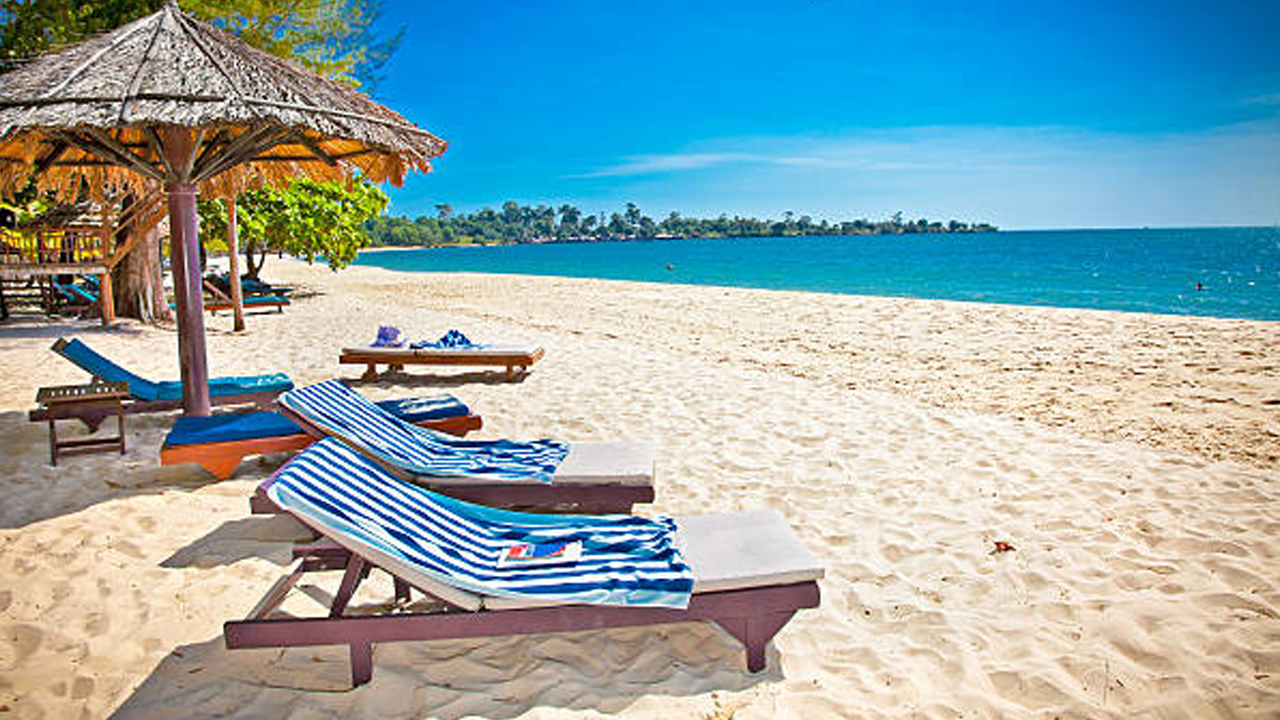 4. Sihanoukville – Pantai Tropis yang Mempesona