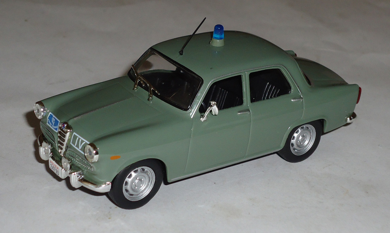 Alfa-Romeo-Giulietta Police