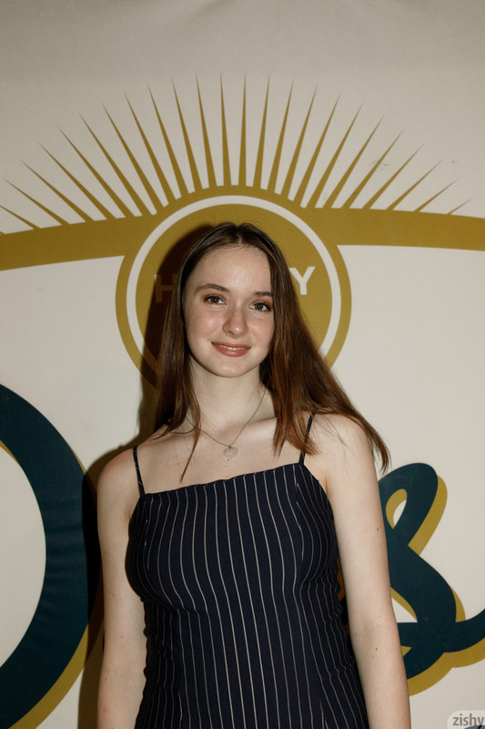 full_002_1050141442518326