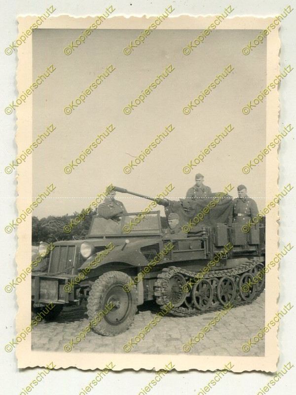 Foto, Wehrmacht, Sdkfz, Halbkette mit Geschütz, Nahaufnahme, b