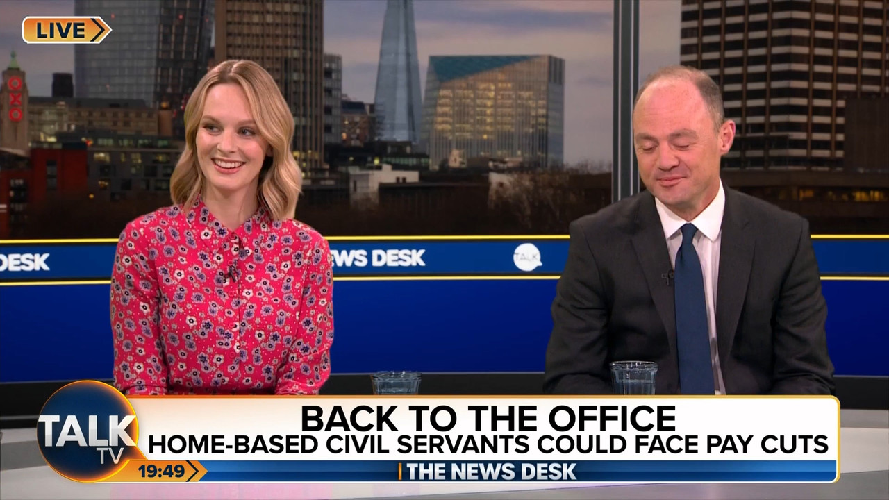LIVE The News Desk  22-Apr-22.mp4_snapshot_50.10.000