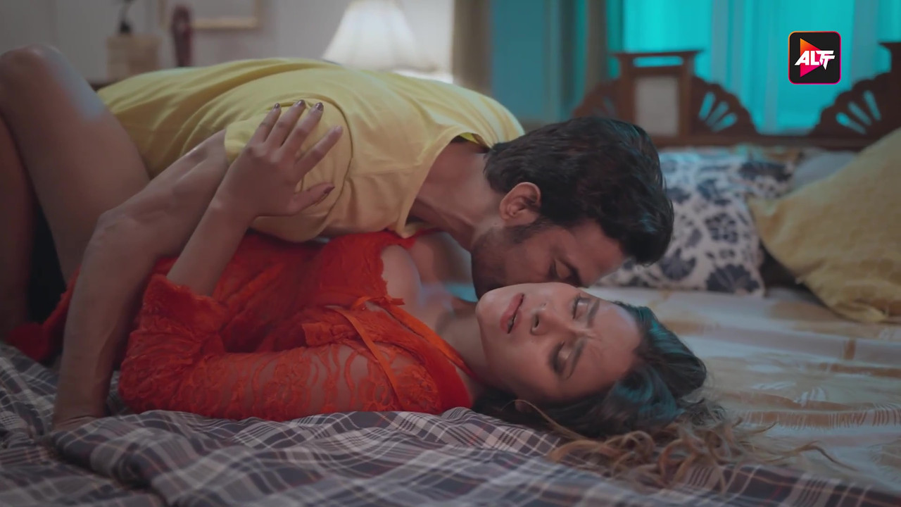 vlcsnap-2025-05-13-01h37m01s742