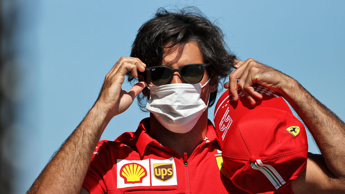 Carlos-Sainz-Ferrari-GP-Ungarn-Budapest-Donnerstag-29-Juli-2021-169Gallery-ca696ee5-1818570