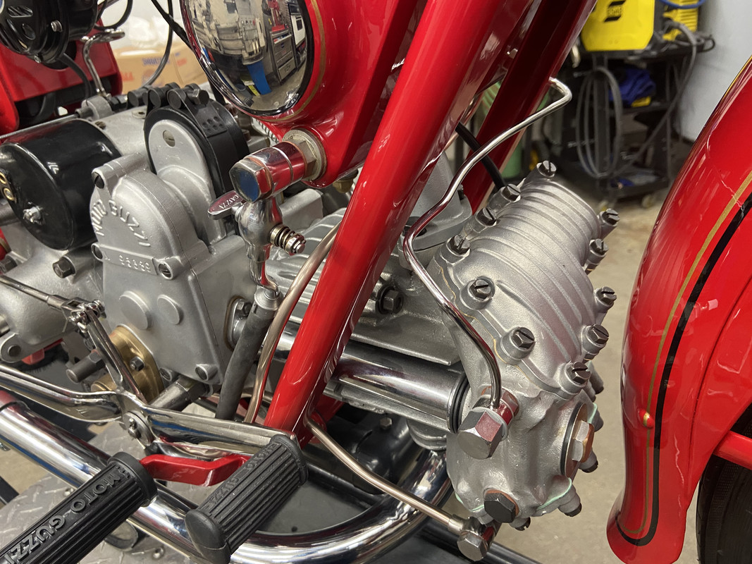 8AB9DDDC-83AB-4DB1-AD16-D3E04972D9AA