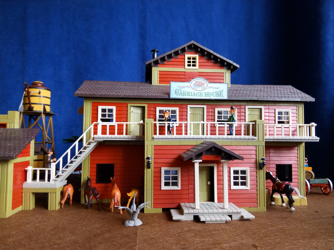 Carriage House 03