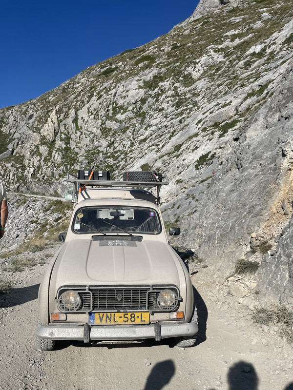 0F474916-A7CA-4310-AFFB-925AFFD186D7