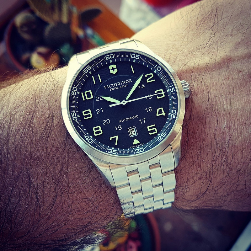 Victorinox Swiss Army AirBoss Mechanical #241508 (1)