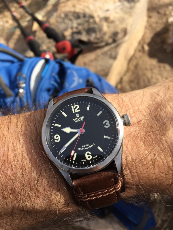 5CFE9381-FC5F-4812-A58E-06716DA76805