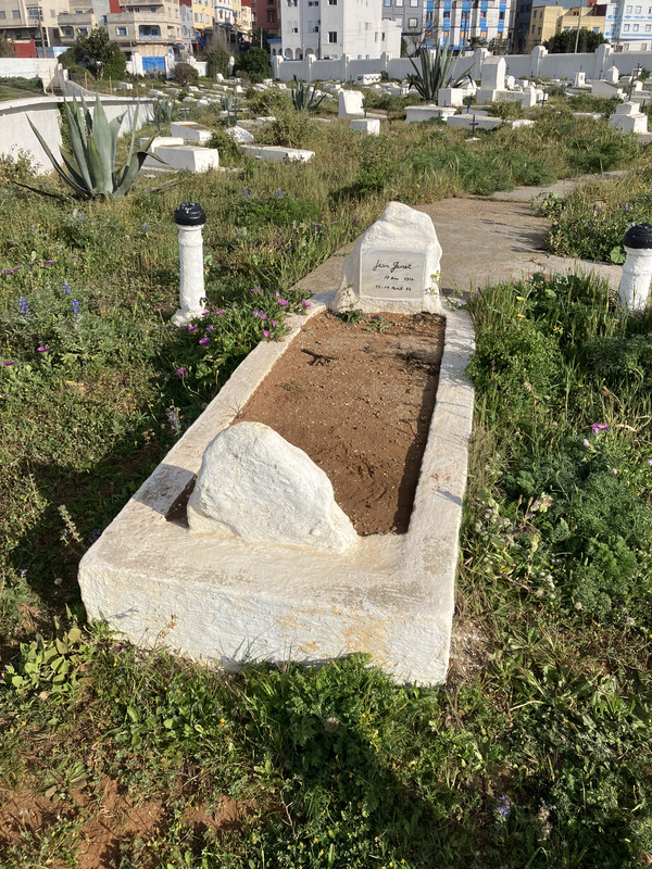 Tombe-de-Jean-GENET