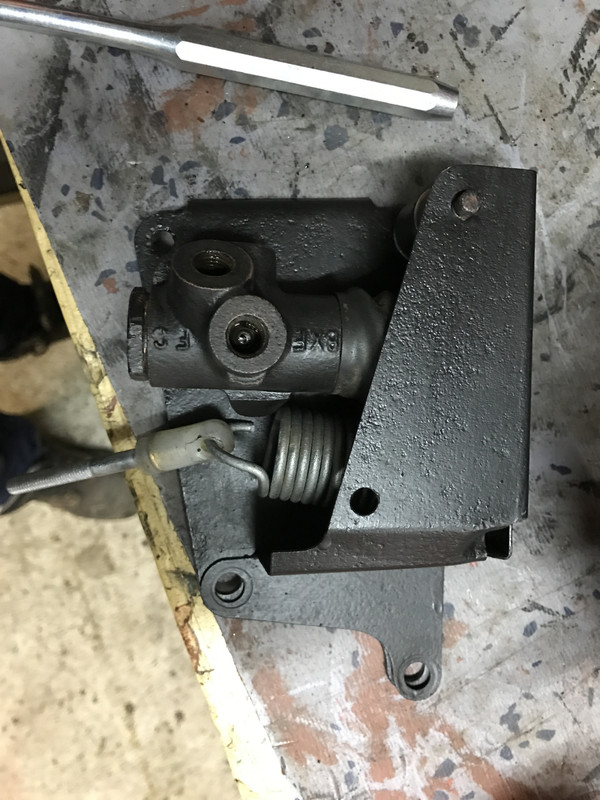 Restauration 4L (1038)