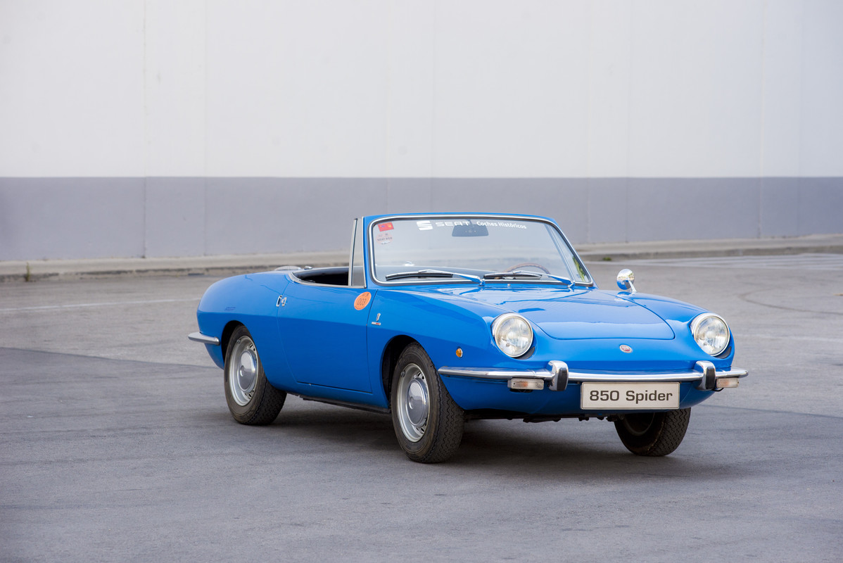 1970-SEAT-850-Spider_HQ