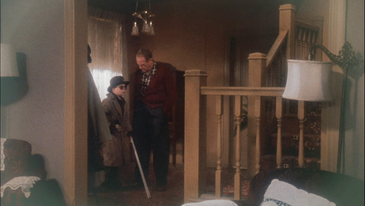 A Christmas Story 1983 (1080p x265 10bit Tigole).mkv_snapshot_00