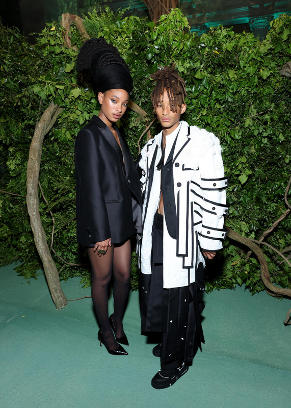 3571x5000_0xU9E4baYN_5121467849989484174