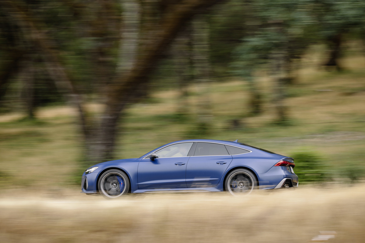 AudiRS7Sportbackperformance_30