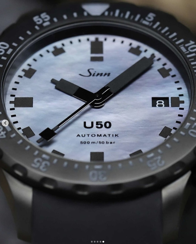 1AB07EB4-E96B-4823-B9DE-E30037460475