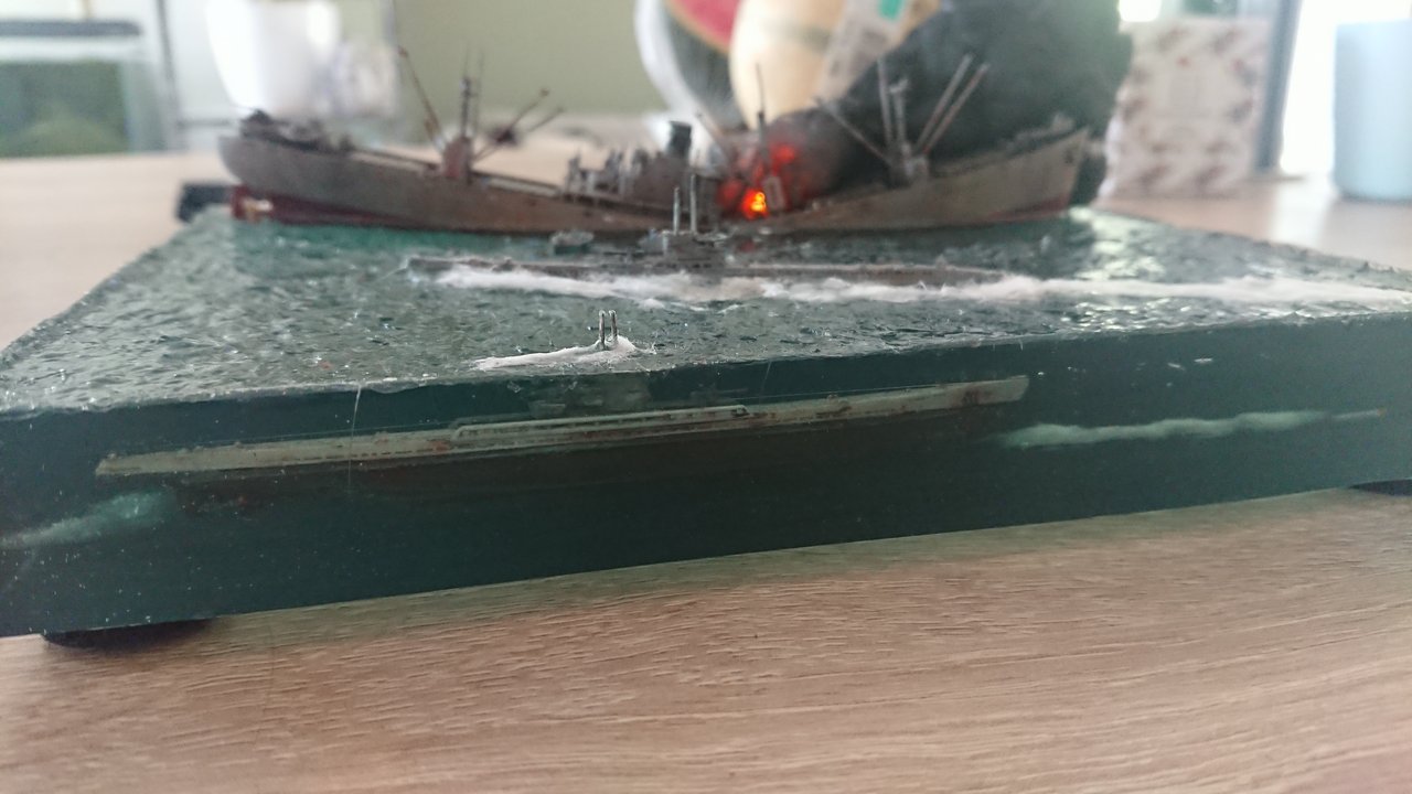 Liberty ship et 2 U-boats type VII et IX 1/700 4