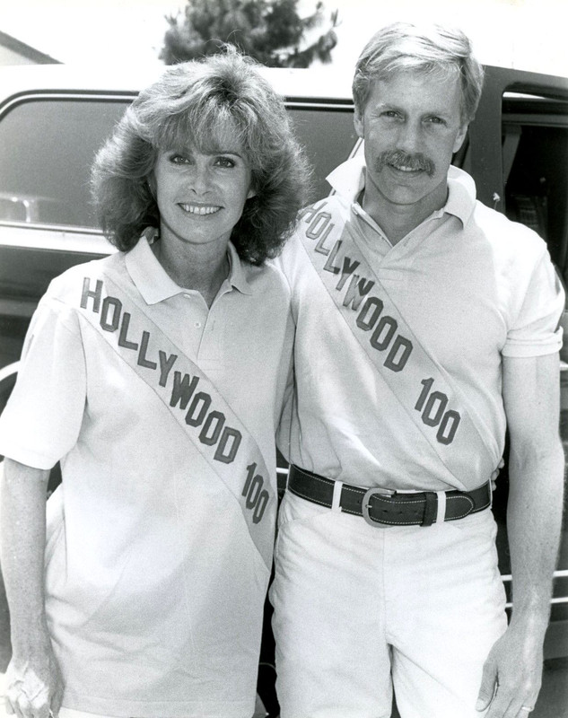 stefanie_powers_b25