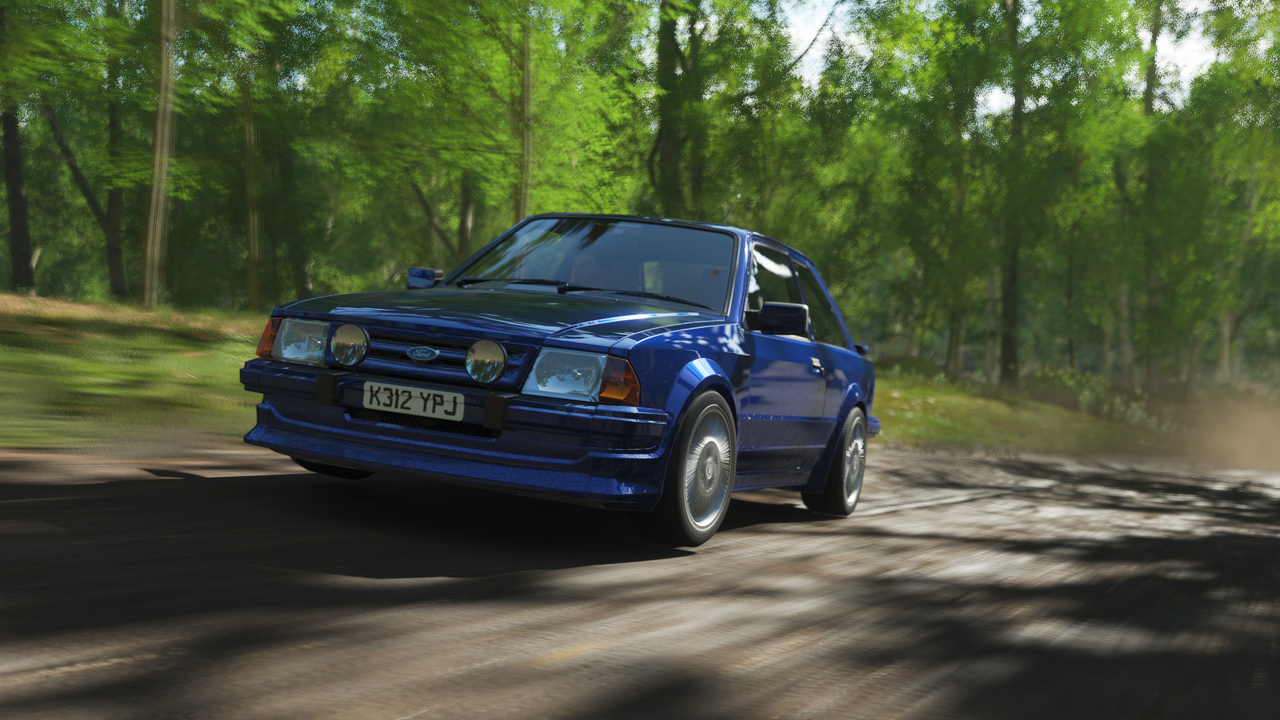 FH4-Ford-Escort-RS-Turbo-9.png