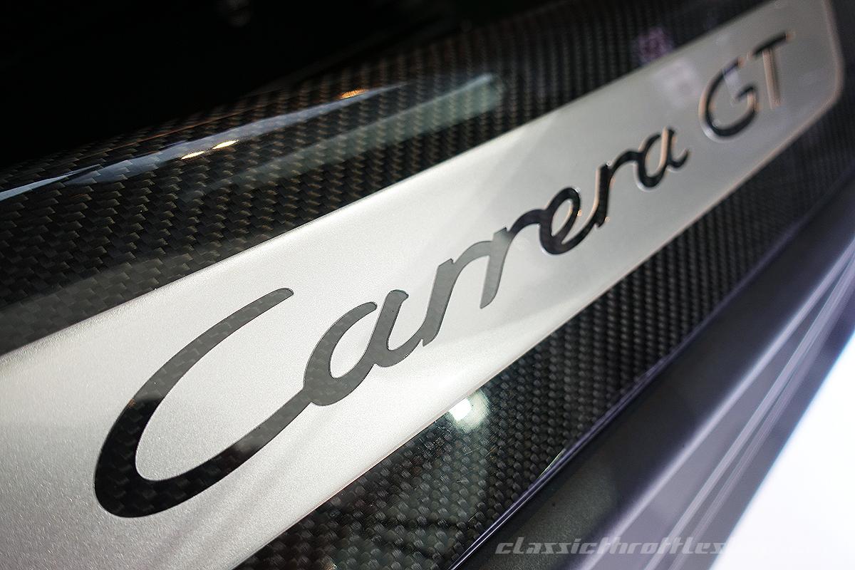 2004-Porsche-Carrera-GT-46.jpg