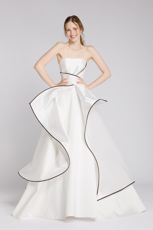 Antonio Riva Milano, la collezione sposa 2025 Ikebana