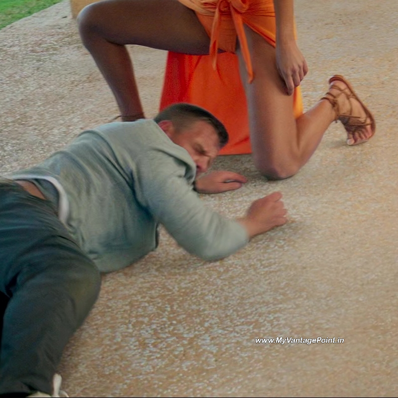 40-Deepika-Padukone-Hot-Scene-in-Pathaan-Movie-with-Shah-Rukh-Khan-My-Vantage-Point