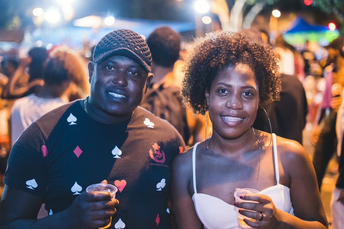 B7606508-200B-489D-A80F-EF1956A13FF0