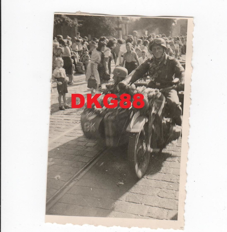 Einmarsch d. Fallschirmjäger in HALBERSTADT