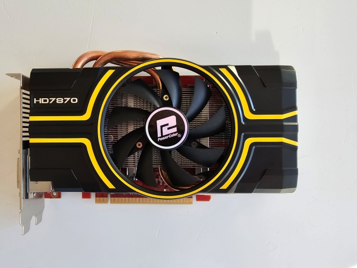 https://i.postimg.cc/kMxBkzd3/Power-Color-Radeon-HD-7870-V2-2-Go-Gddr5.jpg