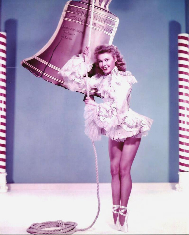 vera-ellen_89