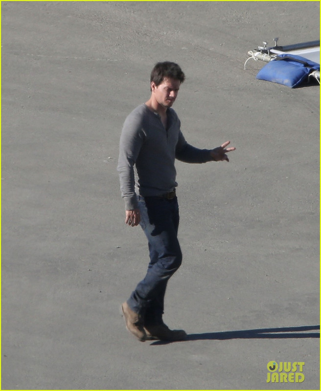 mark-wahlberg-hints-at-doing-more-transformers-0