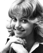 Olivia-Newton-Johnon-md34