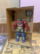 06-Premium-Finish-WFC-01-Optimus-Prime