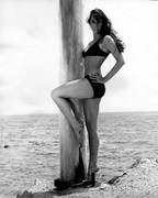 Caroline-Munro-c63