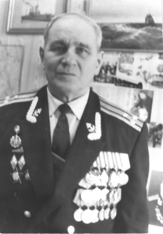 Фото 3 Василенко Константин Емельянович ком БЧ-2-3 С-13