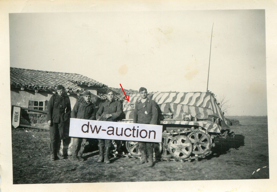 SdKfz mit Name  Klärchen  in Zebra Tarnung bei K