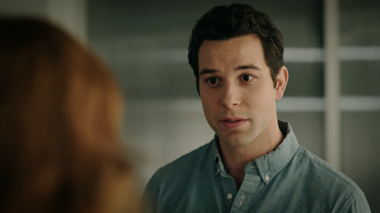 Zoey's Extraordinary Playlist (2020) S01E08 Zoey's Extraordinary Glitch (1080p AMZN WEB-DL x265 10bit EAC3 5.1 - HxD) [TAoE].mkv