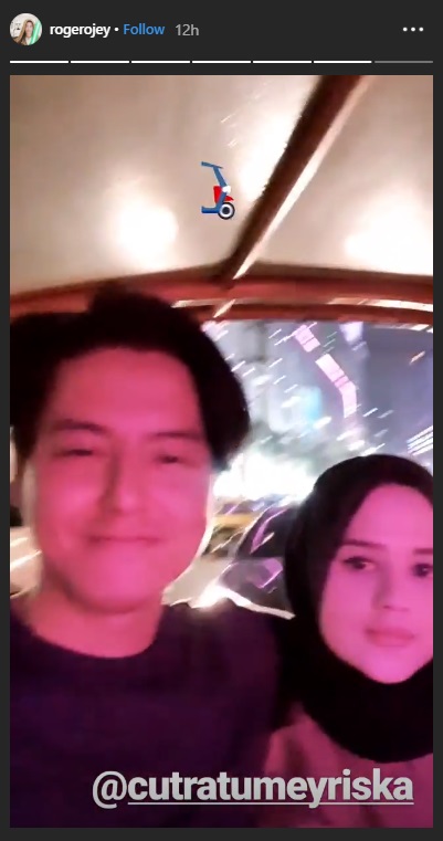 Cut Meyriska dan Roger Danuarta naik Tuktuk keliling kota Bangkok