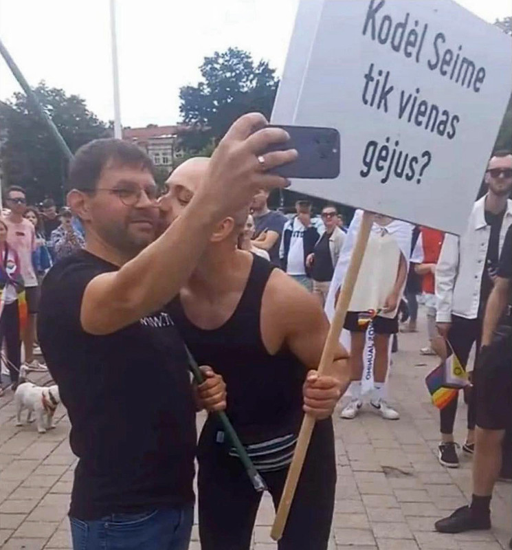 Ričardas Savukynas: Rackevičiaus bučinys Celofanui neša gėrį