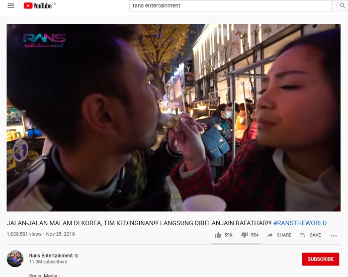 Momen liburan Raffi Ahmad liburan ke Korea Selatan, berburu kuliner di kawasan Myeongdong.
