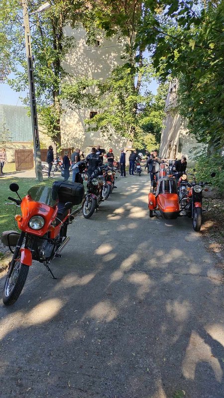 48e15edd-c0a4-4f47-8e21-a9cd3faa988c