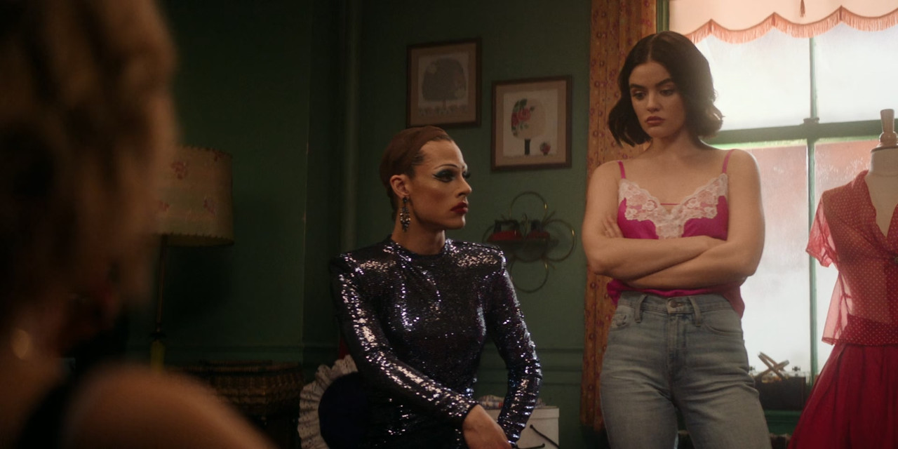Katy Keene (2020) S01E05 Chapter Five Song for a Winter's Night 