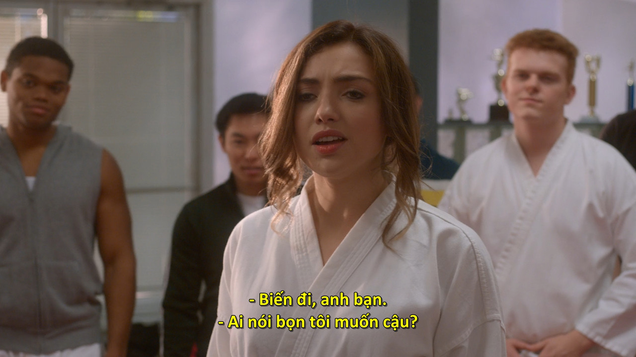 Cobra Kai 2021 S04E01 Netflix 1080p WEB DDP x264-NM21vi.mkv_snapshot_30.31.830