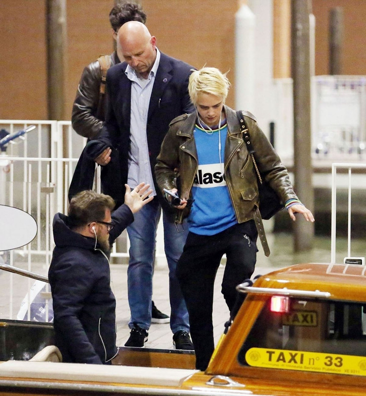 cara-delevingne-arrives-in-venice-04-17-2018-4