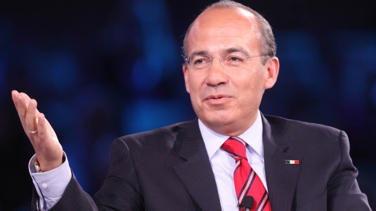 Felipe Calderón envía mensaje de Año Nuevo: “Qué renazca la esperanza”
