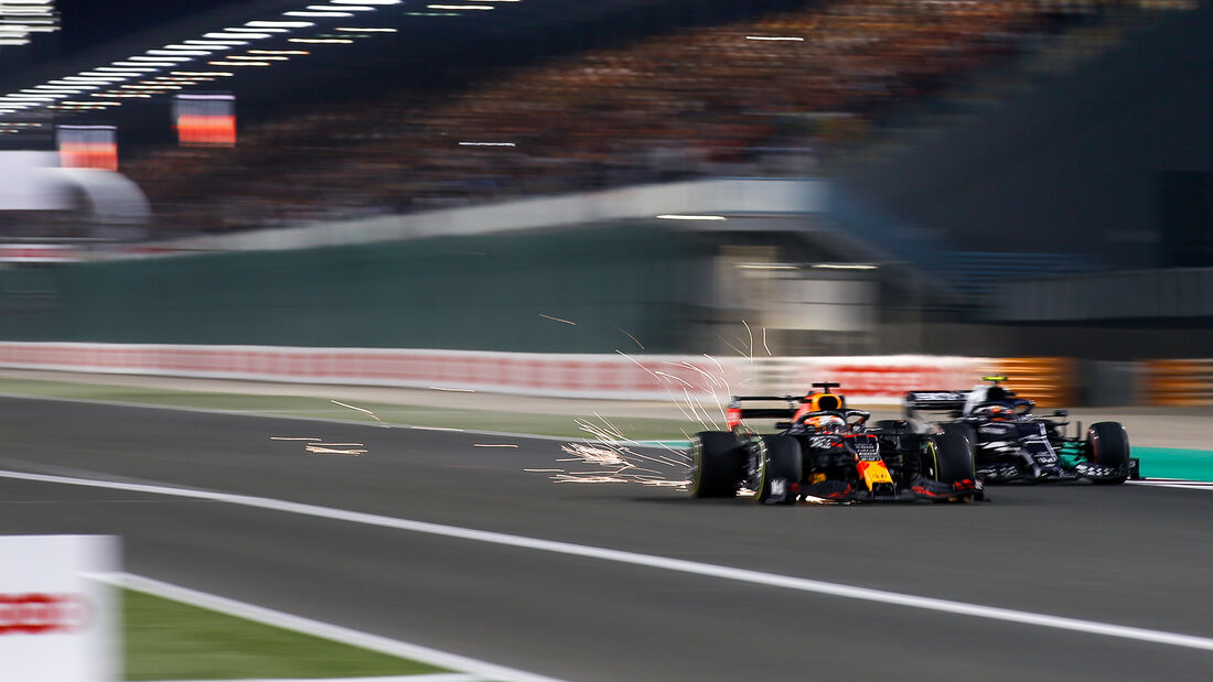Max-Verstappen-Red-Bull-GP-Katar-2021-Rennen-169Gallery-bea2ad84-1852488