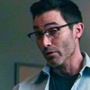 Tyler Hoechlin SL Clark Glasses 3 01 118