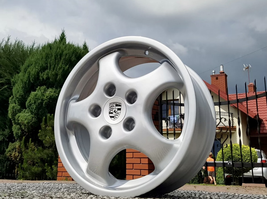 D8E71F43-8222-478A-A528-709F6D38A94A