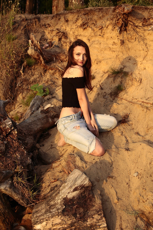 E26FA878-DB64-44B0-8183-F25E5F2834C5