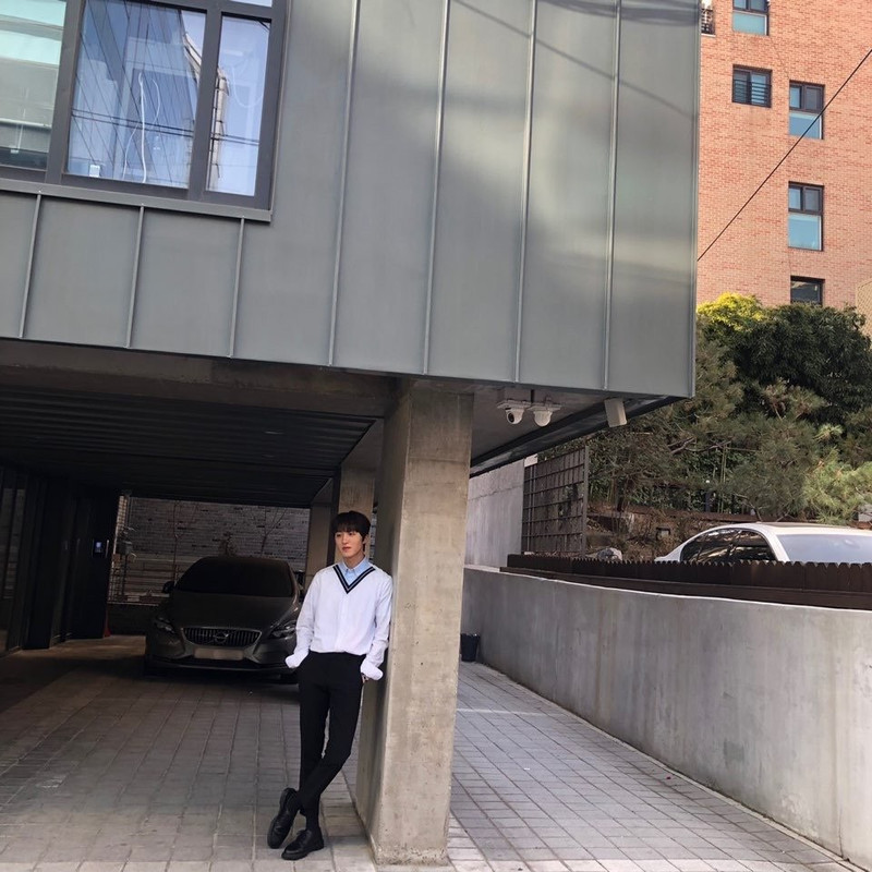 B158-A7-D0-8-A41-4-CE5-AF20-6530861214-D